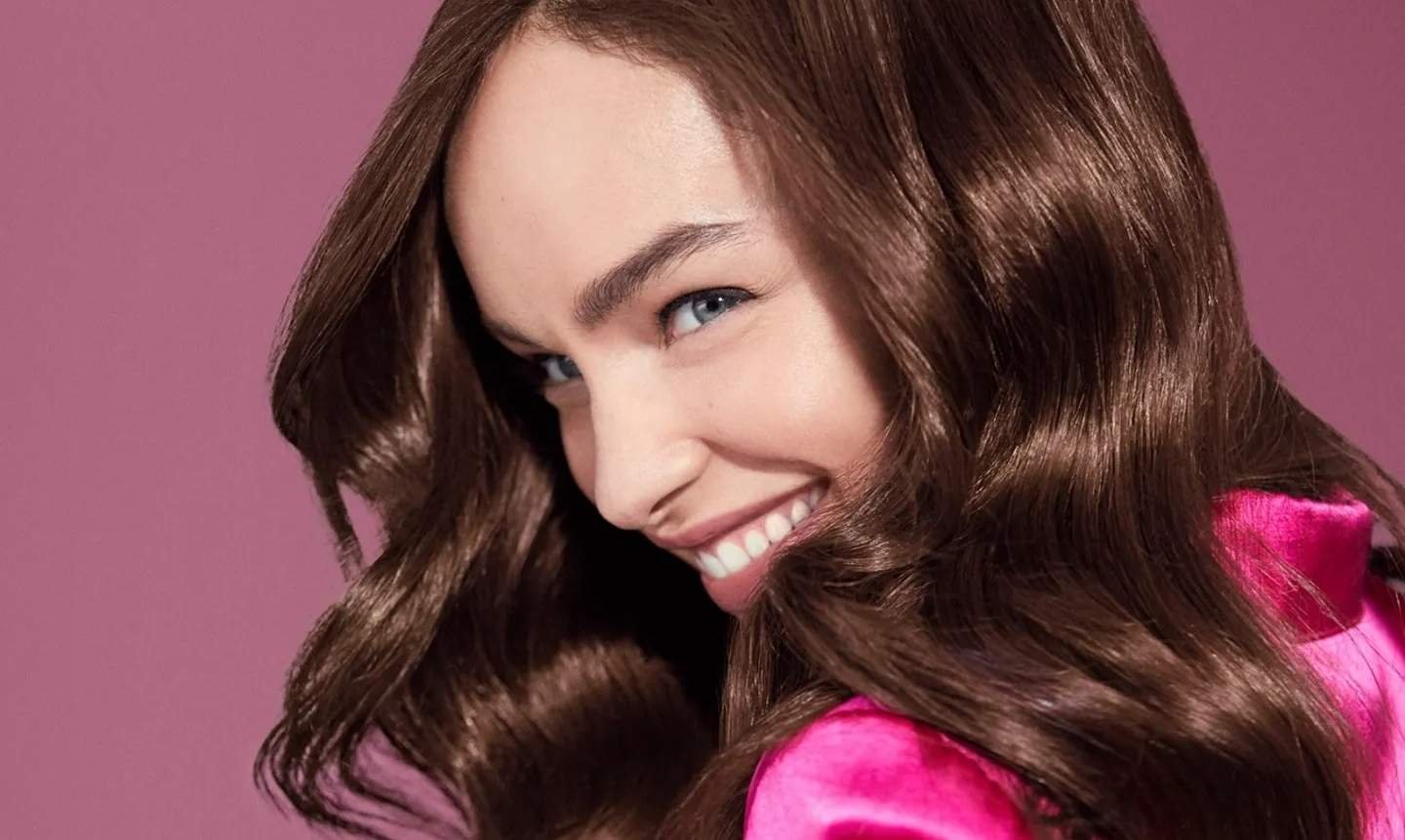 Ideas de maquillaje para vestido fucsia| L'Oréal Paris